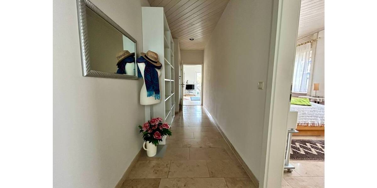 Einfamilienhaus Wehr - 2 Zimmer, 90 m&sup2;, 1.020&euro; | Angebot:26641688