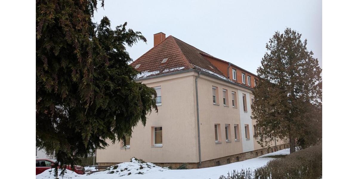 Dachgeschoßwohnung Bad Salzungen - 3 Zimmer, 64 m&sup2;, 470&euro; | Angebot:24782045