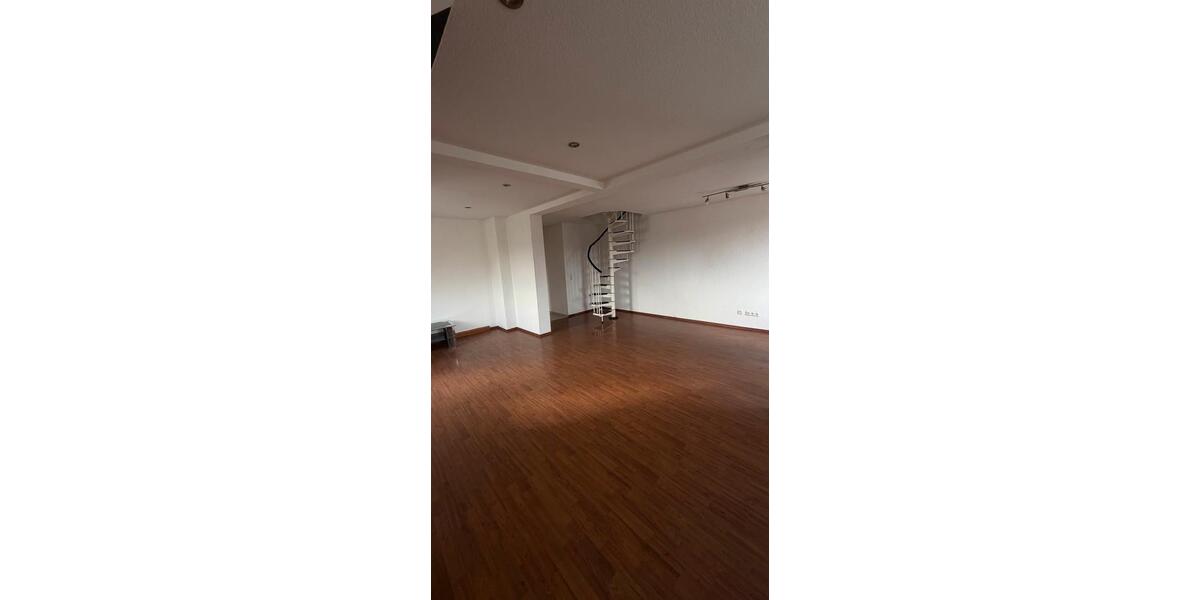 Etagenwohnung Hövelhof - 3 Zimmer, 100 m&sup2;, 1.150&euro; | Angebot:24864867