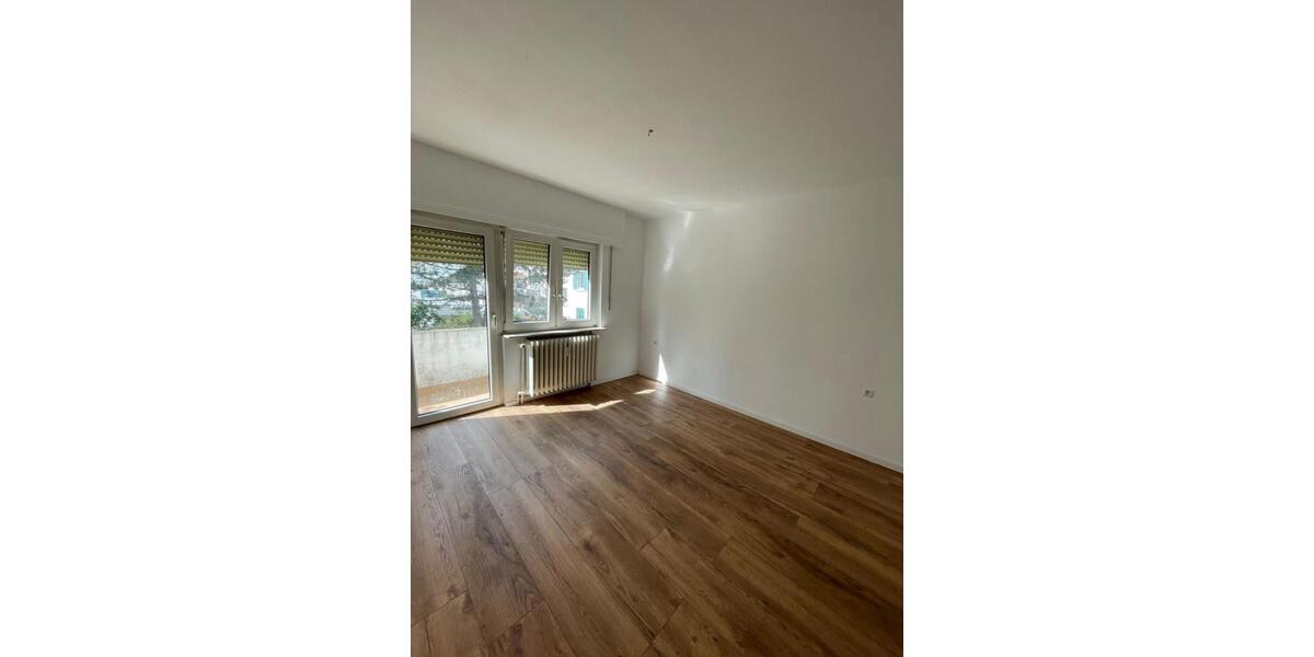 Renovierte WG-Zimmer in Ludwigshafen 5 zimmer