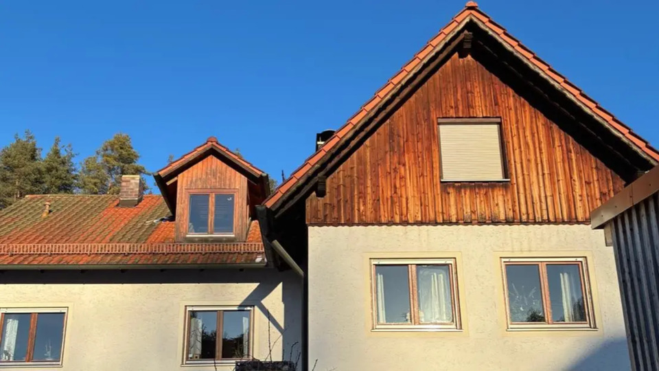 Dachgeschoßwohnung Regensburg Galgenberg - 3 Zimmer, 85 m&sup2;, 750&euro; | Angebot:25293580