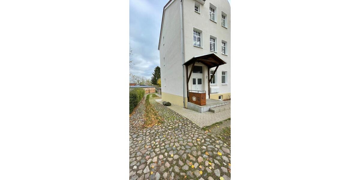 Dachgeschoßwohnung Bützow - 2 Zimmer, 52 m&sup2;, 440&euro; | Angebot:25974683