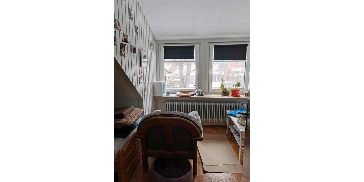Dachgeschoßwohnung Jever - 3.5 Zimmer, 75 m&sup2;, 570&euro; | Angebot:25831574