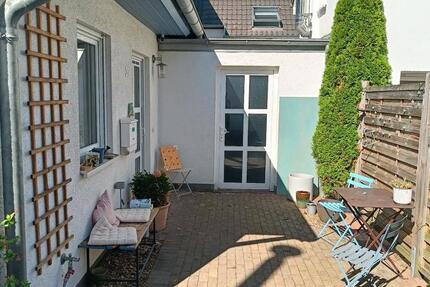 Wohnen auf Zeit Köln Rodenkirchen - 3 Zimmer, 115 m&sup2;, 1.600&euro; | Angebot:24756918