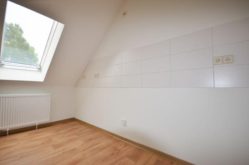 Dachgeschoßwohnung Riesa Neuweida - 3 Zimmer, 72 m&sup2;, 410&euro; | Angebot:20535722