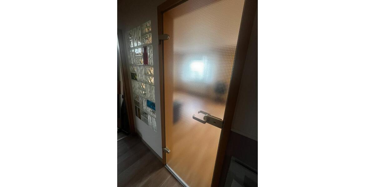 Wohnen auf Zeit Bremen Häfen - 25 Zimmer, 180 m&sup2;, 500&euro; | Angebot:25830816