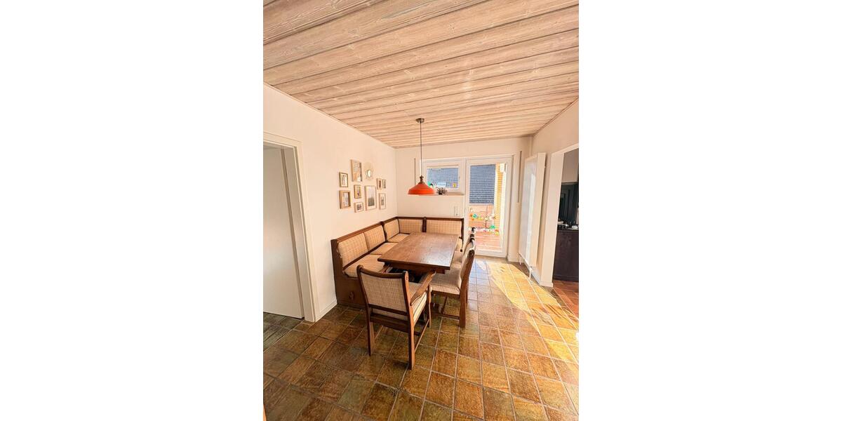 Erdgeschoßwohnung Hilders - 5 Zimmer, 116 m&sup2;, 900&euro; | Angebot:26614064