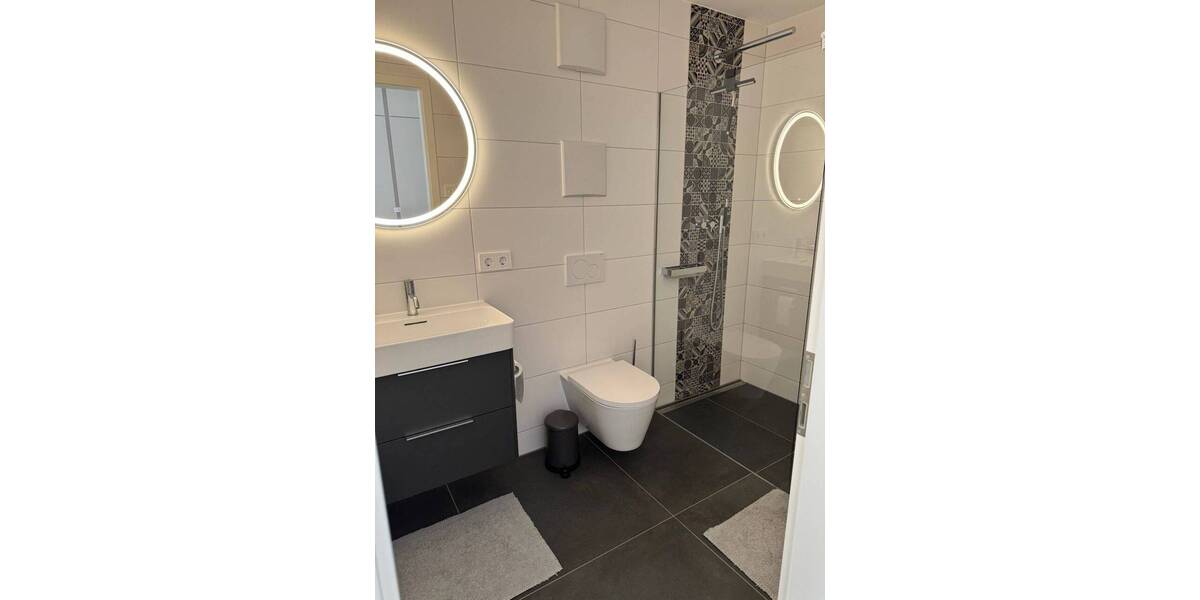 Etagenwohnung Stuttgart Uhlbach - 4 Zimmer, 126 m&sup2;, 2.100&euro; | Angebot:25971337