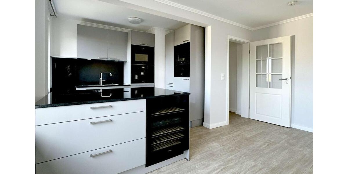 Dachgeschoßwohnung Rostock Hansaviertel - 3 Zimmer, 56 m&sup2;, 1.140&euro; | Angebot:24754744