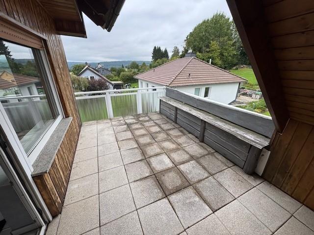 große, gepflegte 4 ZKB mit Balkon und Garage in ruhiger Lage von Staufenberg Benterode zu vermieten 4 zimmer