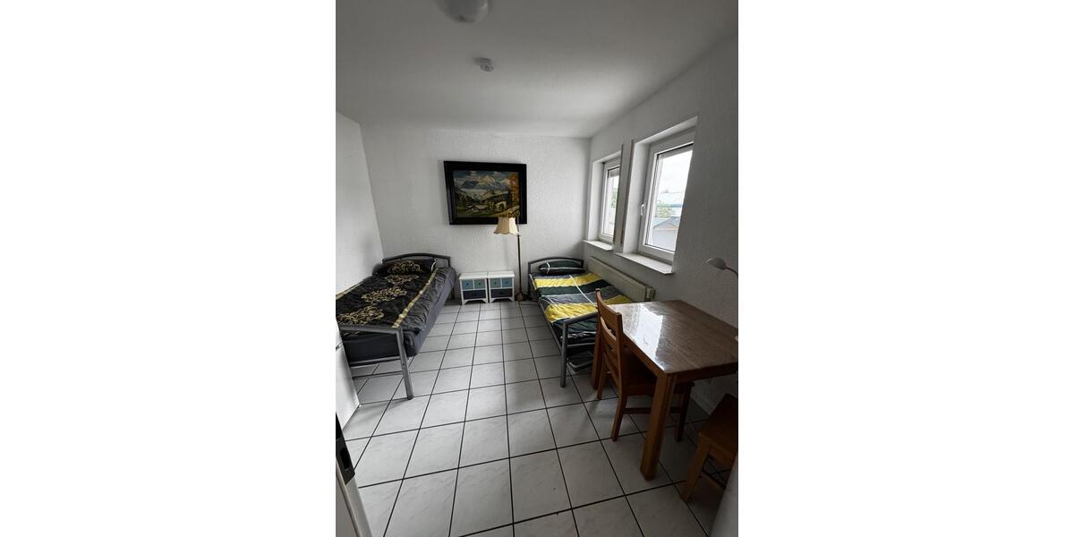 Wohnen auf Zeit Neuhofen - 13 Zimmer, 300 m&sup2;, 19&euro; | Angebot:25931186