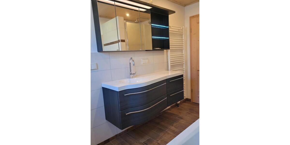 Erdgeschoßwohnung Miltach - 5 Zimmer, 150 m&sup2;, 1.000&euro; | Angebot:25332270