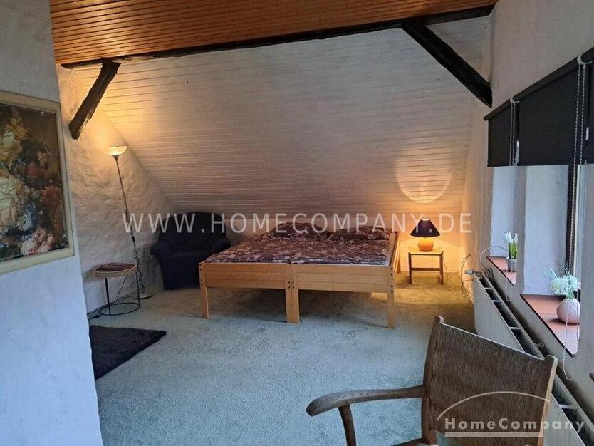 1 möbliertes Zimmer, zur Untermiete in einem 1 Fam.-Haus, Garten zur Mitnutzung. zimmer