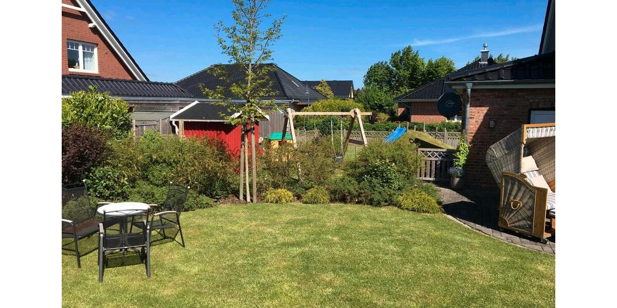 Einfamilienhaus Schleswig - 7.5 Zimmer, 240 m&sup2;, 2.490&euro; | Angebot:24660047