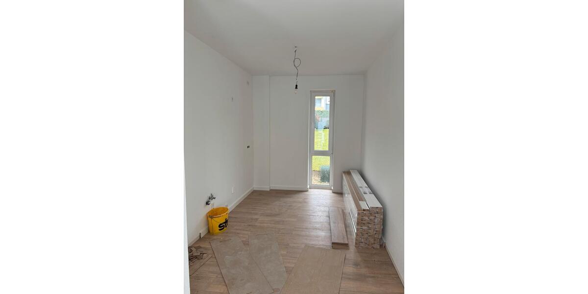 Erdgeschoßwohnung Bad Driburg - 1 Zimmer, 110 m&sup2;, 1.200&euro; | Angebot:26022717