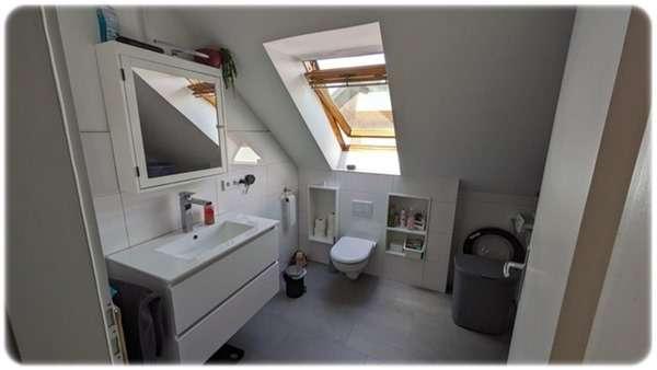 Dachgeschoßwohnung Munster - 3 Zimmer, 86 m&sup2;, 800&euro; | Angebot:24773925