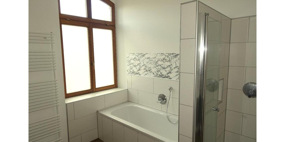 Etagenwohnung Sonneberg - 2 Zimmer, 90 m&sup2;, 650&euro; | Angebot:25982534