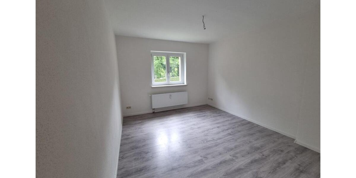 Hochparterre Zschopau - 3 Zimmer, 54 m&sup2;, 325&euro; | Angebot:26664080