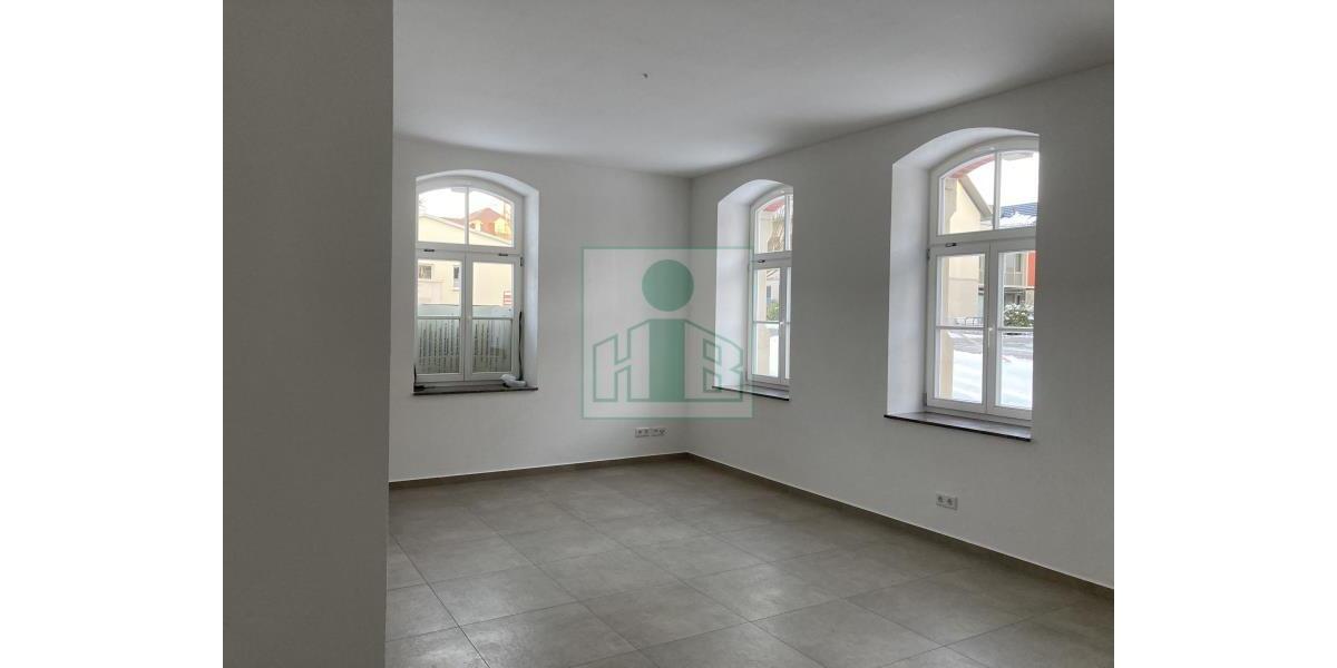 Etagenwohnung Löbau - 1 Zimmer, 37 m&sup2;, 305&euro; | Angebot:25438206