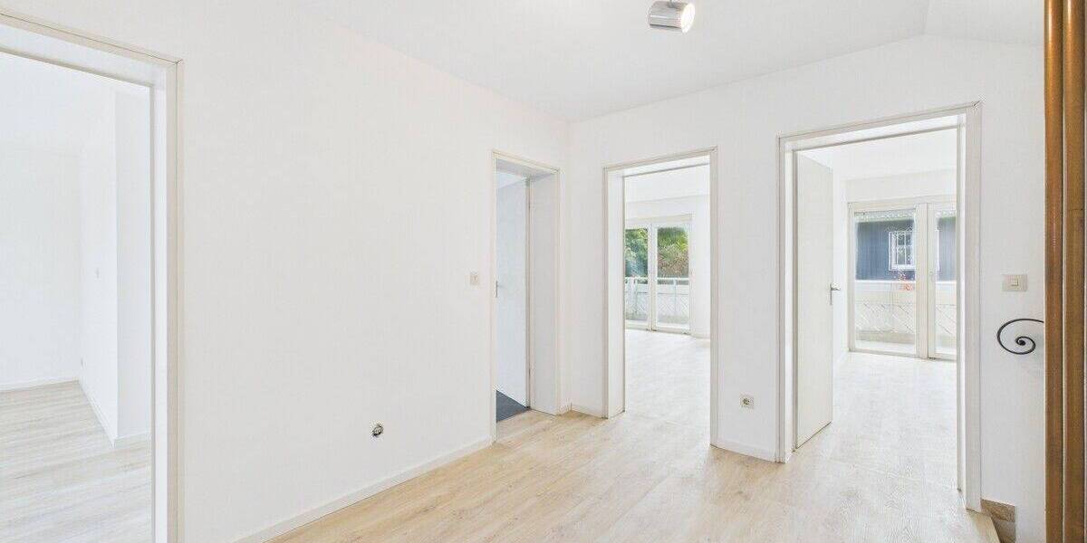 Doppelhaushälfte Germering - 4 Zimmer, 157 m&sup2;, 2.500&euro; | Angebot:25776521