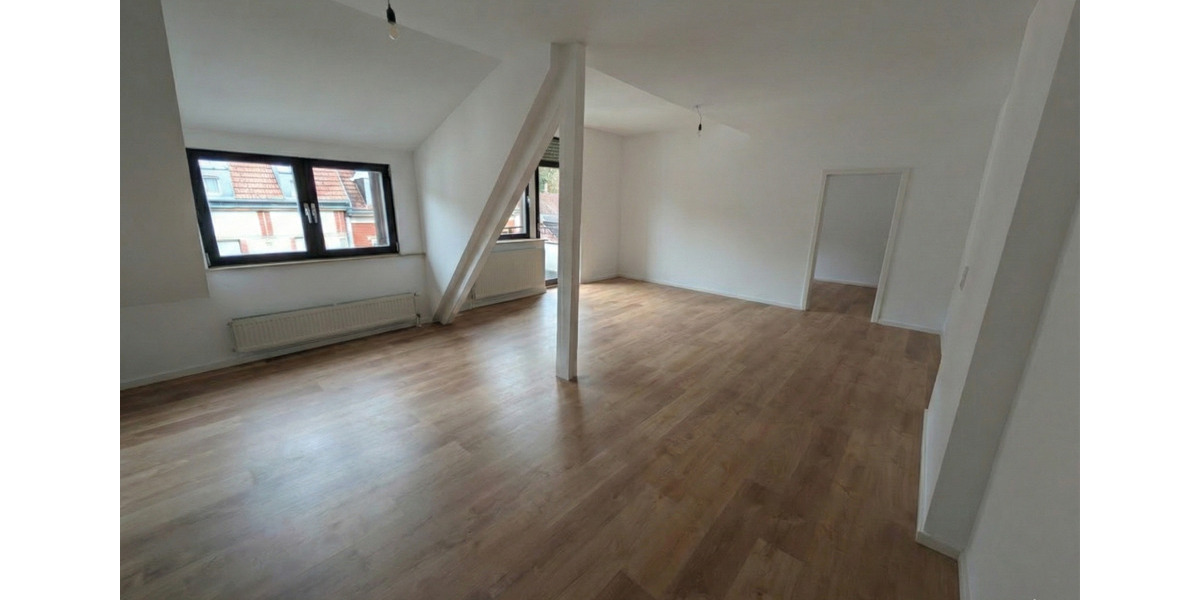 Etagenwohnung Saarbrücken St. Arnual - 3 Zimmer, 100 m&sup2;, 900&euro; | Angebot:25025153