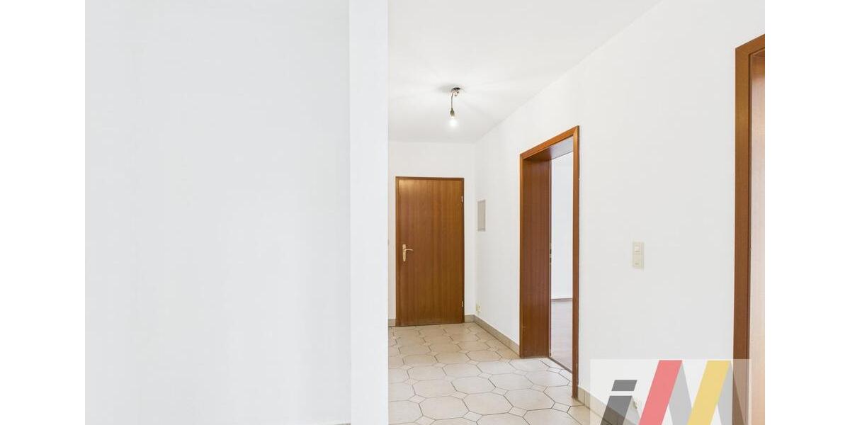 Etagenwohnung Kalletal - 3 Zimmer, 84 m&sup2;, 570&euro; | Angebot:25902949