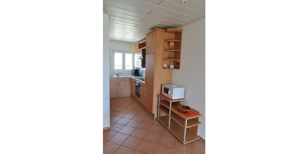 Wohnen auf Zeit Neukirch - 3 Zimmer, 65 m&sup2;, 60&euro; | Angebot:12576752