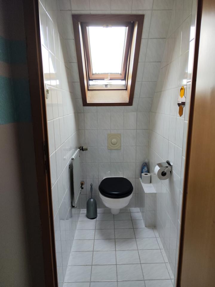 45m2 Wohnung im 2. OG zimmer