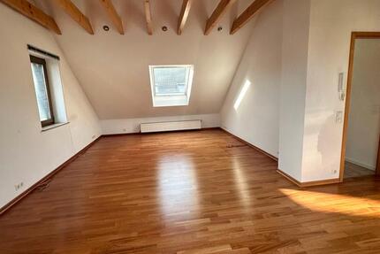 Gepflegte Dachgeschosswohnung in Witten Annen ( Rudolf König str) 2 zimmer