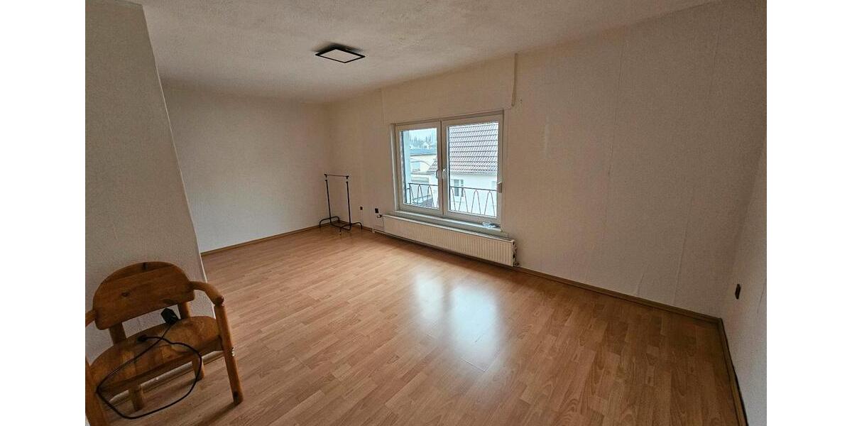 Doppelhaushälfte Frankenthal (Pfalz) - 4 Zimmer, 150 m&sup2;, 1.500&euro; | Angebot:26323073