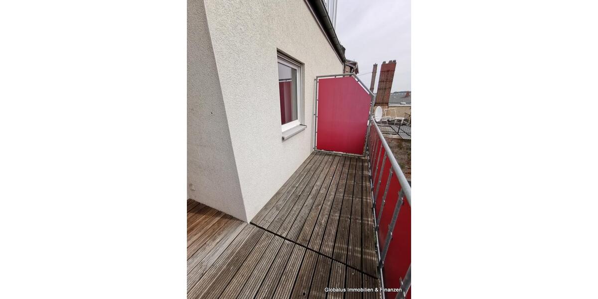 Dachgeschoßwohnung Plauen - 5 Zimmer, 105 m&sup2;, 690&euro; | Angebot:25871109