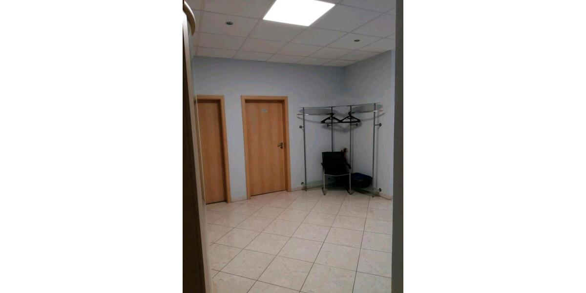 Vielvältige nutzbare Büroraum zu Vermieten zimmer