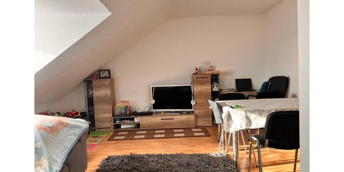 Dachgeschoßwohnung Kassel Fasanenhof - 4 Zimmer, 84 m&sup2;, 760&euro; | Angebot:24661501