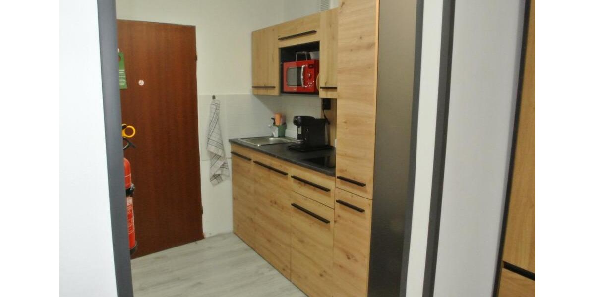 Wohnen auf Zeit Esslingen am Neckar Oberesslingen - 40 Zimmer, 29 m&sup2;, 19&euro; | Angebot:26038903