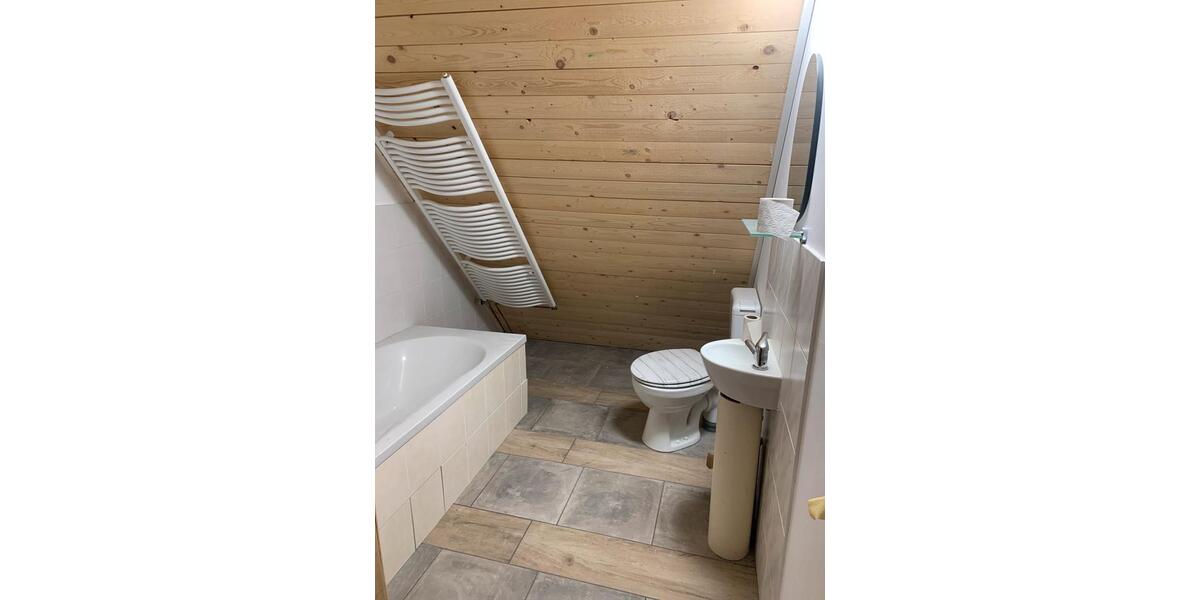 Etagenwohnung Burg (Dithmarschen) - 1 Zimmer, 28 m&sup2;, 380&euro; | Angebot:25513165