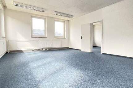 Gewerbeobjekt Niederwiesa - 2 Zimmer, 45 m&sup2;, 177&euro; | Angebot:25728458