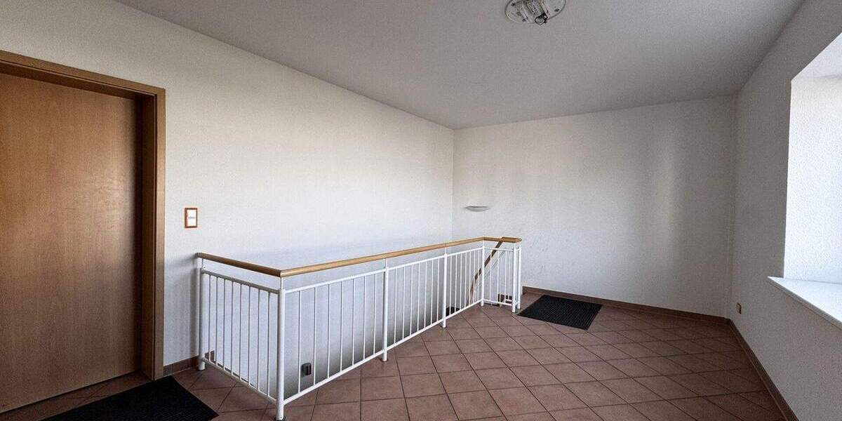 Gewerbeobjekt Seevetal Beckedorf - 3 Zimmer, 122 m&sup2;, 1.220&euro; | Angebot:25228040