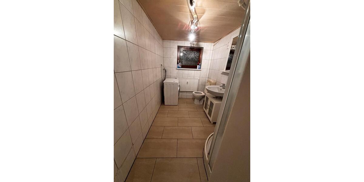Etagenwohnung Ehringshausen - 2 Zimmer, 60 m&sup2;, 720&euro; | Angebot:24757809