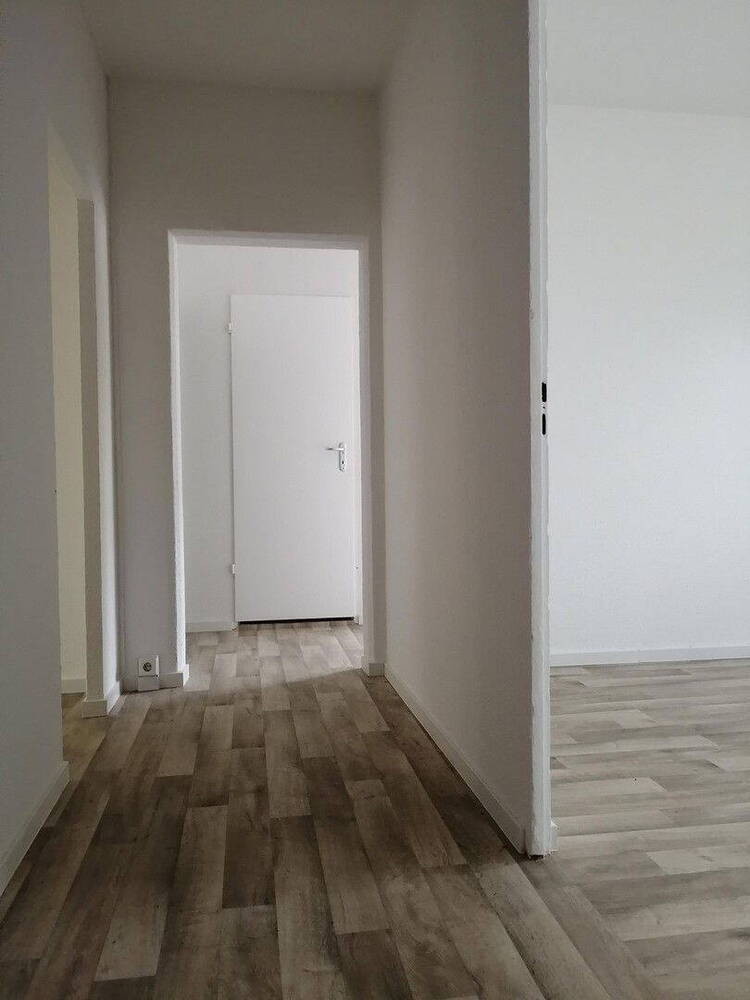 Renovierte helle 3-Zi.-Wohg. mit Balkon in Walddrehna