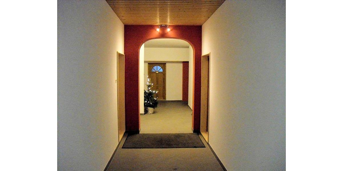 Etagenwohnung Alfeld (Leine) - 3 Zimmer, 90 m&sup2;, 450&euro; | Angebot:26505099