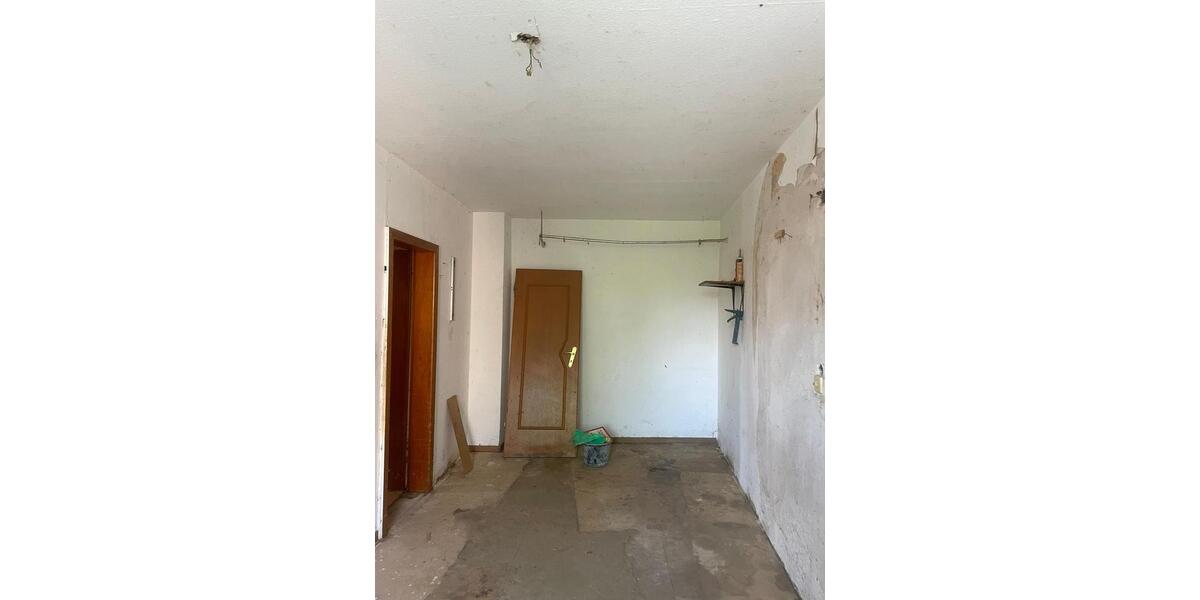 Dachgeschoßwohnung Willebadessen - 2 Zimmer, 55 m&sup2;, 300&euro; | Angebot:26690868