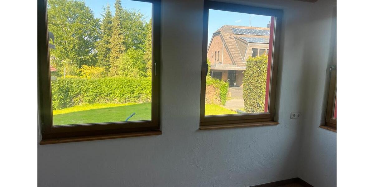 Einfamilienhaus Herzogenrath - 3 Zimmer, 110 m&sup2;, 1.050&euro; | Angebot:26520995