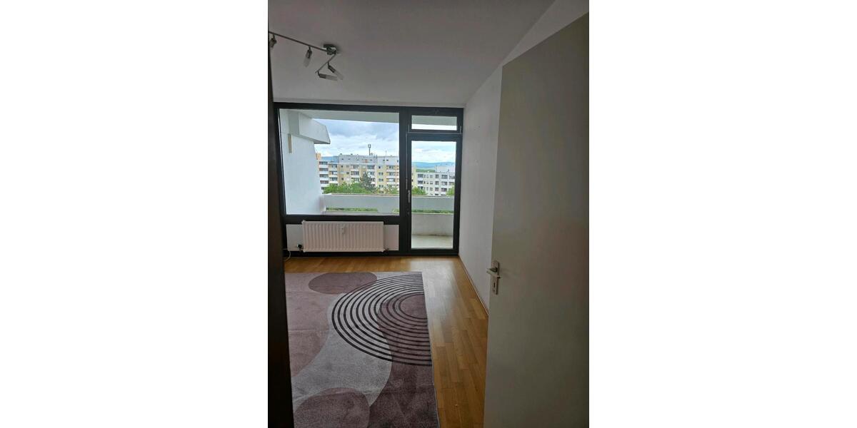 Maisonettenwohnung Mainz Finthen - 4 Zimmer, 100 m&sup2;, 1.700&euro; | Angebot:26647779