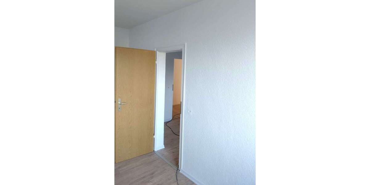 Frisch renovierte 3 Zimmer Wohnung mit Garage optional! - Appartement Galenbeck Sandhagen | Angebot:25468477