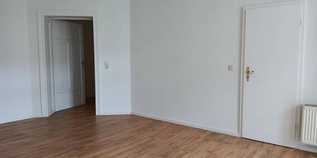 Etagenwohnung Görlitz Innenstadt - 3 Zimmer, 98 m&sup2;, 640&euro; | Angebot:26154395