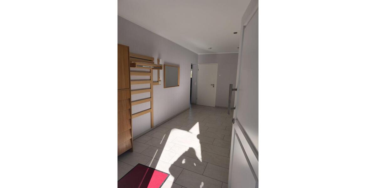 Erdgeschoßwohnung Gütersloh - 2 Zimmer, 88 m&sup2;, 1.000&euro; | Angebot:25920063
