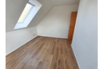 3 Zi. Wohnung im DG (1.OG) mit Balkon und Carport - Etagenwohnung Pommersfelden | Angebot:27230171