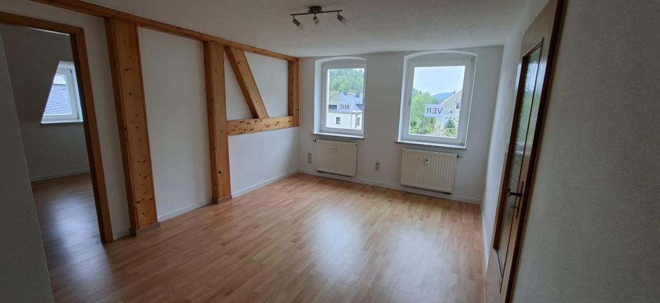 Dachgeschoßwohnung Thum - 3 Zimmer, 68 m&sup2;, 675&euro; | Angebot:26558626