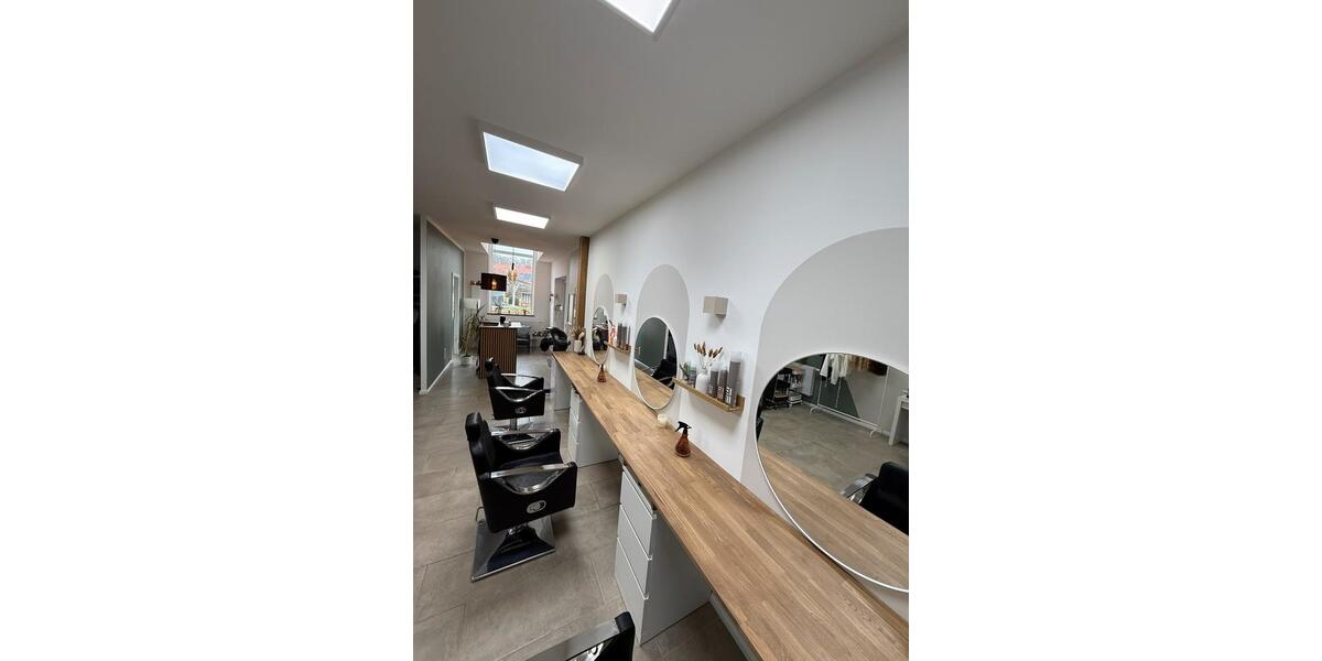 Friseursalon zu vermieten oder Meister als Betriebsleiter zimmer