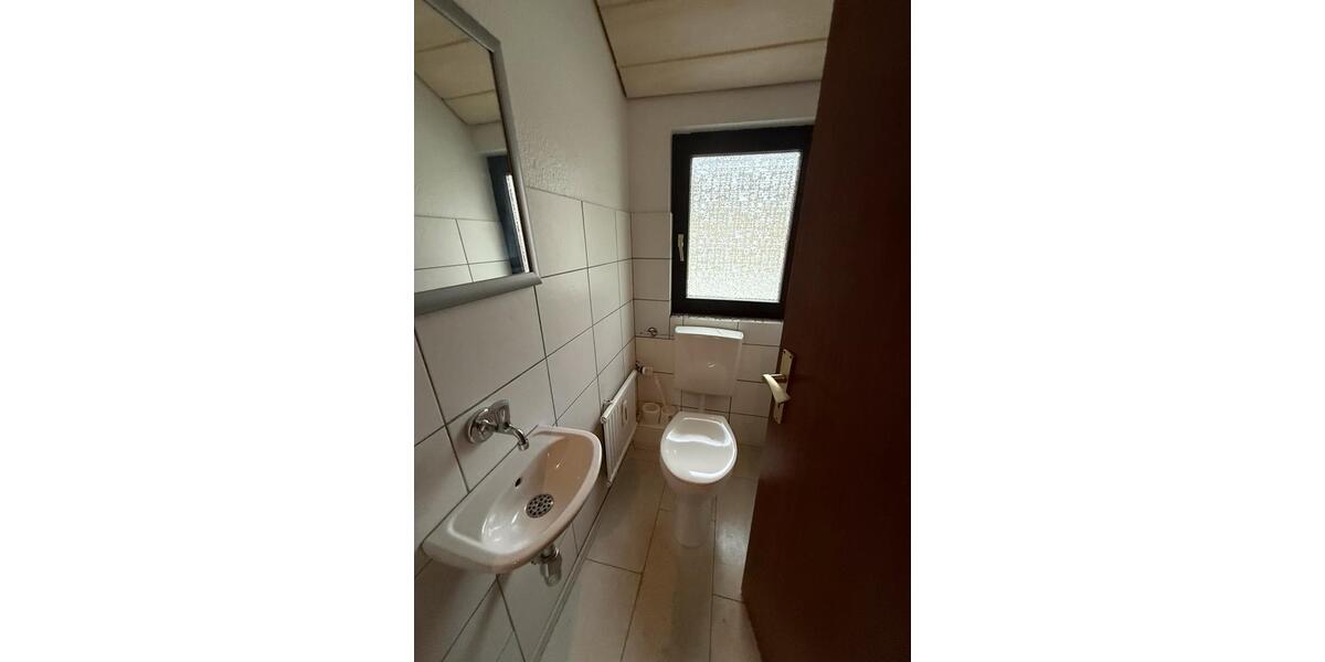 Dachgeschoßwohnung Unterreichenbach - 3 Zimmer, 90 m&sup2;, 1.050&euro; | Angebot:24625495